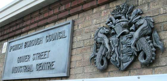 Ipswich Historic Lettering: Gower St crest 3