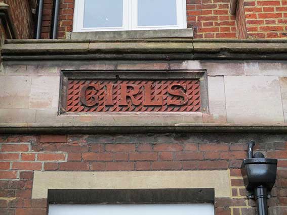 Ipswich Historic Lettering: Smart Street 5b